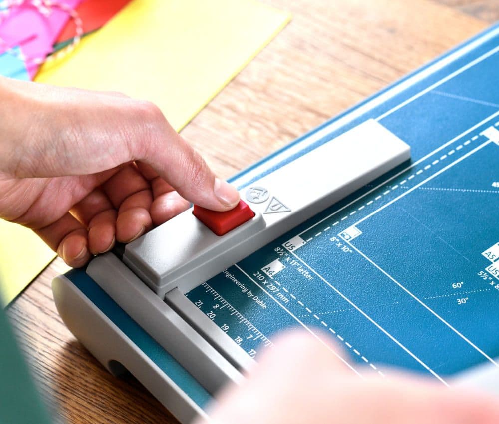 Dispositif en équerre de la cisaille 533 DAHLE